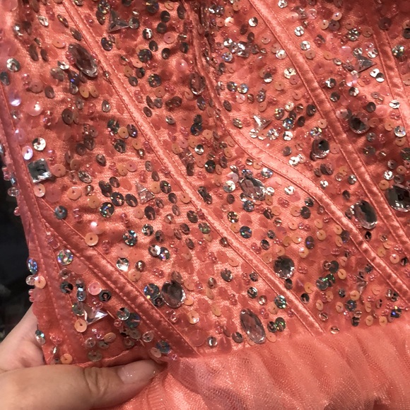 PROM DRESS - Picture 5 of 5